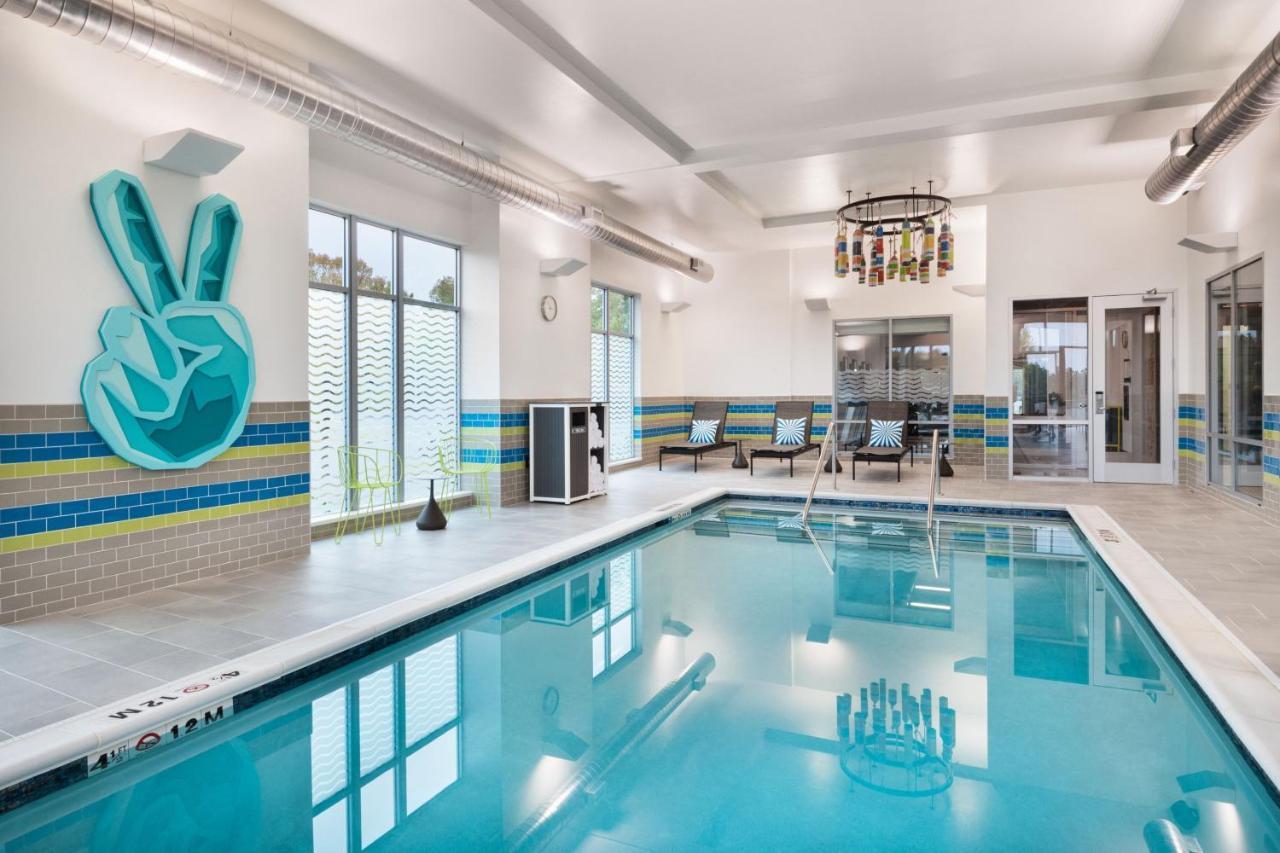 Aloft Lawrenceville Sugarloaf エクステリア 写真